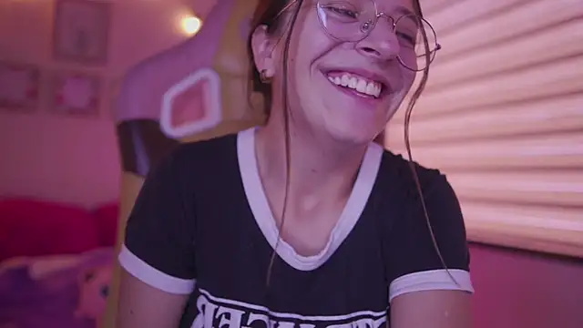 milly kenner online show from 04.22.26