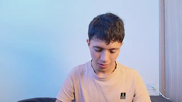 Justyn Ross online show from 09.21.25