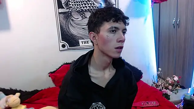 Justyn Ross online show from 12.16.25