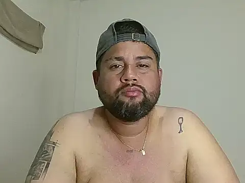 GABRIELGARCIA1313 online show from 06.12.26