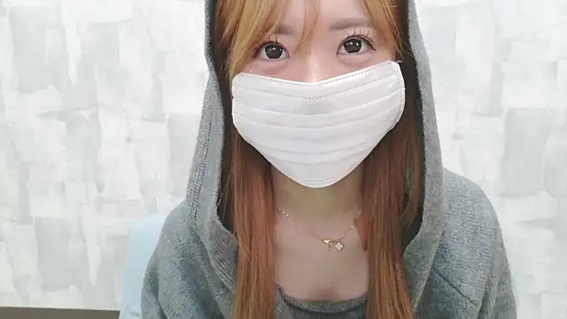 LOVE MOMO LOVE online show from 03.12.26