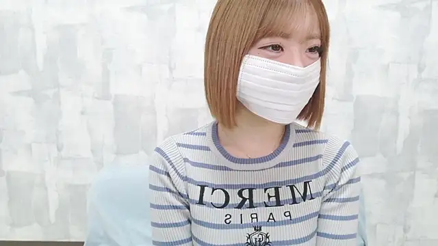 LOVE MOMO LOVE online show from 04.05.26