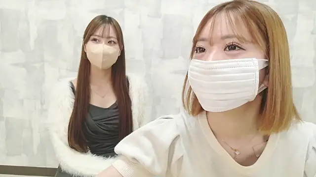 Snapshot of LOVE_MOMO_LOVE chatting on 05.12.26 LOVE MOMO LOVE online show from 05.12.26