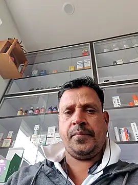 Raj1043 online show from 11.17.25