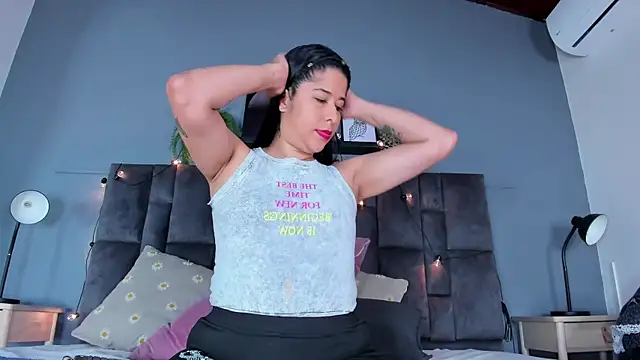 DulceAurora   online show from 03.18.26