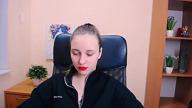 Snapshot of _Nicole_new chatting on 01.28.25 Nicole new online show from 01.28.25