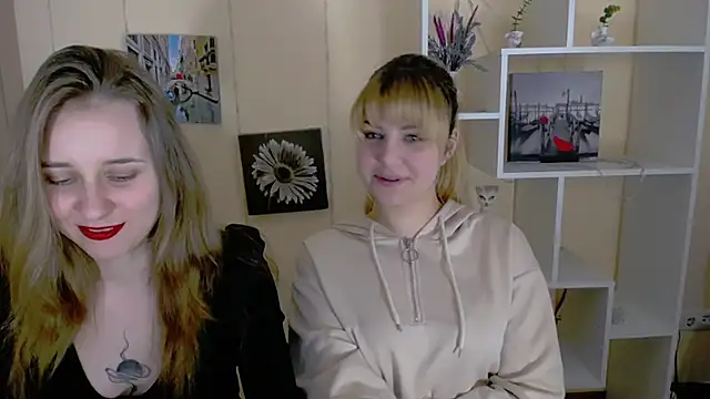 Snapshot of _Nicole_new chatting on 03.13.25 Nicole new online show from 03.13.25