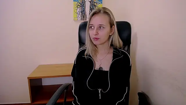 Snapshot of _Nicole_new chatting on 09.20.25 Nicole new online show from 09.20.25