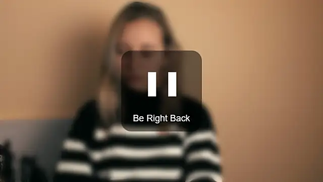 Snapshot of _Nicole_new chatting on 10.29.25 Nicole new online show from 10.29.25