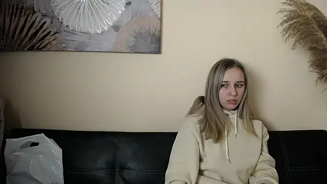 Snapshot of _Nicole_new chatting on 11.07.25 Nicole new online show from 11.07.25