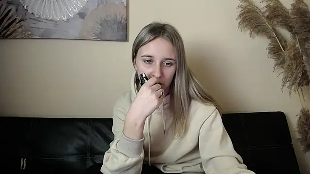 Snapshot of _Nicole_new chatting on 11.09.25 Nicole new online show from 11.09.25