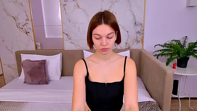 Snapshot of DanaLoved chatting on 12.05.24 DanaLoved online show from 12.05.24