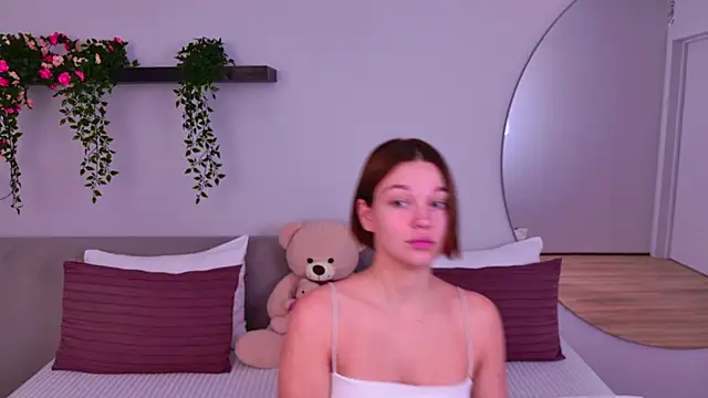 Snapshot of DanaLoved chatting on 02.27.25 DanaLoved online show from 02.27.25