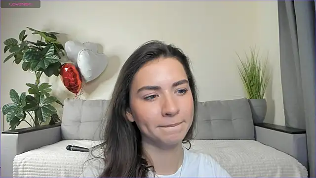 NicoleLuv online show from 03.16.25