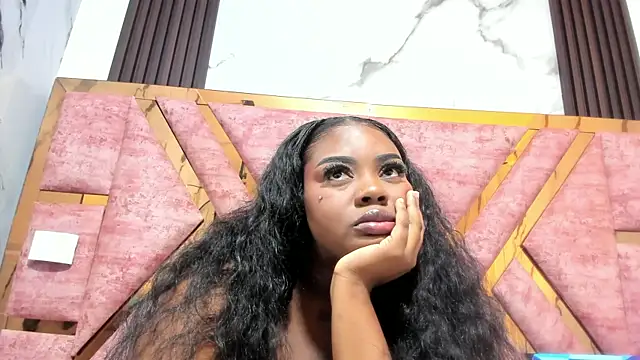 mia alvares online show from 04.08.26