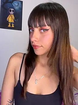 Snapshot of MiaGoth_ chatting on 06.13.26 MiaGoth online show from 06.13.26