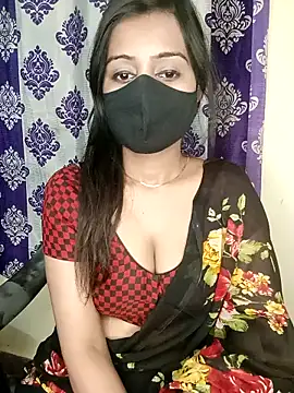 Snapshot of Miss-Riyasingh chatting on 03.10.25 Miss-Riyasingh online show from 03.10.25