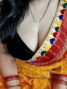 Snapshot of kaamuk_shweta chatting on 06.08.26 kaamuk shweta online show from 06.08.26