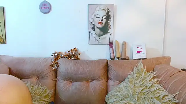 hinataleecs online show from 01.23.25