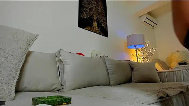 Queenofyouredreams online show from 02.02.25