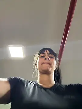 Snapshot of Blue_butterfly chatting on 09.17.25 Blue butterfly online show from 09.17.25