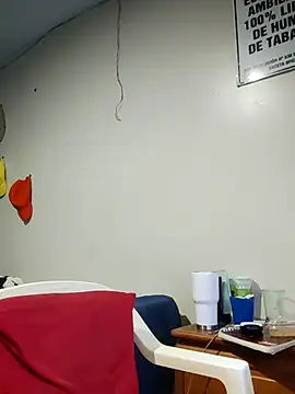 Snapshot of FitGeorge chatting on 11.09.25 FitGeorge online show from 11.09.25