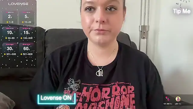 NaughtyWifeUK online show from 02.27.25