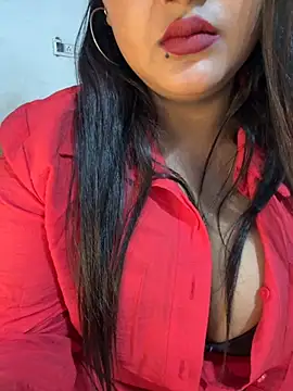 Ayesha mahi online show from 10.31.25