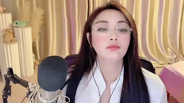 Daisy-77 online show from 02.23.25