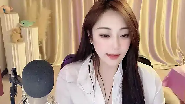 Daisy-77 online show from 02.24.25