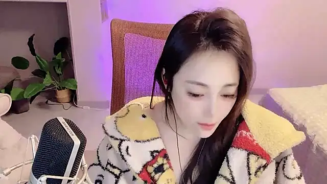 Daisy-77 online show from 12.04.25