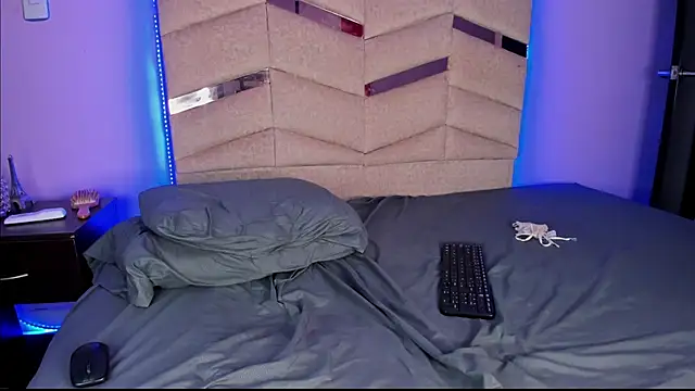 Eterea blow online show from 03.18.25