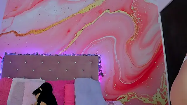 Snapshot of Daisy__rose chatting on 01.28.25 Daisy rose online show from 01.28.25