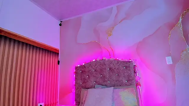 Snapshot of Daisy__rose chatting on 03.21.25 Daisy rose online show from 03.21.25