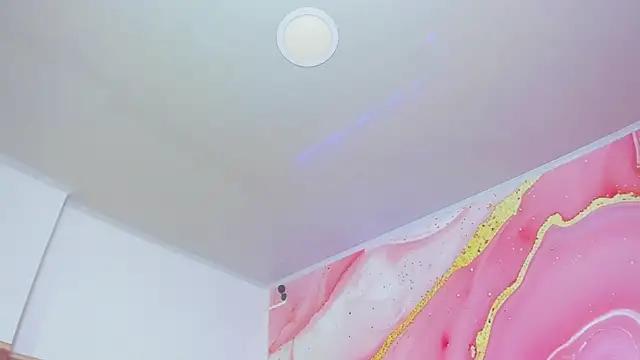 Daisy  rose online show from 07.04.26