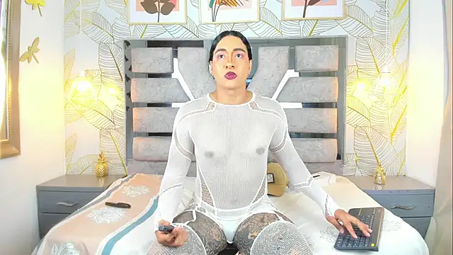 Alison Chan  online show from 06.12.26