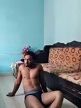 Snapshot of HunkyAriyan chatting on 12.30.24 HunkyAriyan online show from 12.30.24