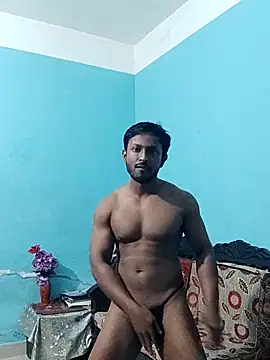 Snapshot of HunkyAriyan chatting on 02.21.25 HunkyAriyan online show from 02.21.25