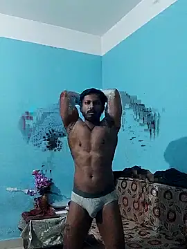 Snapshot of HunkyAriyan chatting on 03.06.25 HunkyAriyan online show from 03.06.25