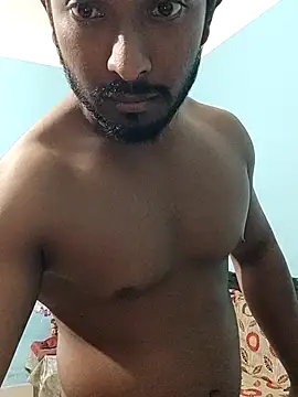 Snapshot of HunkyAriyan chatting on 03.06.25 HunkyAriyan online show from 03.06.25