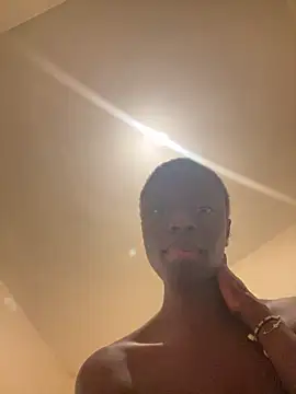 Snapshot of pupine35 chatting on 11.17.25 pupine35 online show from 11.17.25