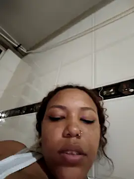 Snapshot of horny_babyss chatting on 11.30.25 horny babyss online show from 11.30.25