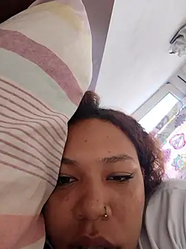 Snapshot of horny_babyss chatting on 12.14.25 horny babyss online show from 12.14.25