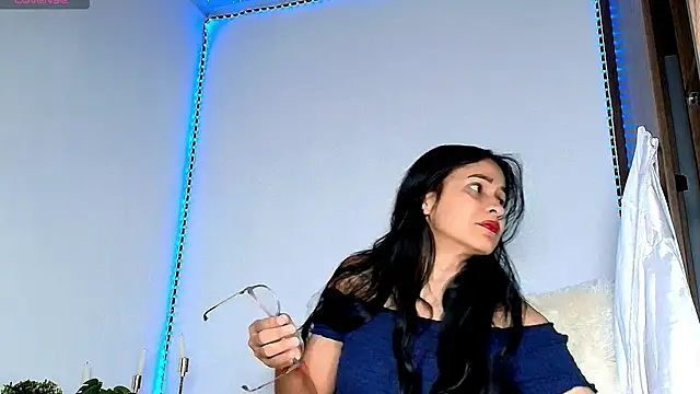 Snapshot of Alba_Olimpo chatting on 06.10.26 Alba Olimpo online show from 06.10.26