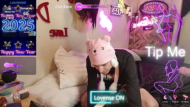 Snapshot of Doggyray44 chatting on 11.12.25 Doggyray44 online show from 11.12.25