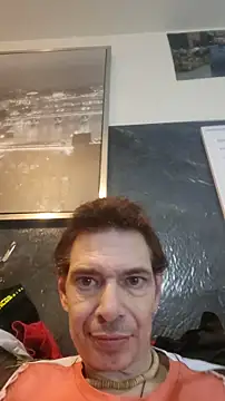 Snapshot of Doggyray44 chatting on 11.29.25 Doggyray44 online show from 11.29.25