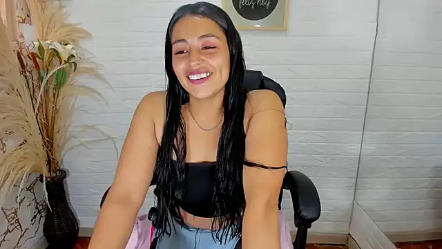 Aisha 09 online show from 02.04.25