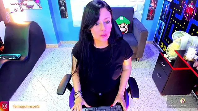 FelinaJohnson online show from 03.21.25