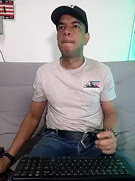 latinmartin73 online show from 02.23.25