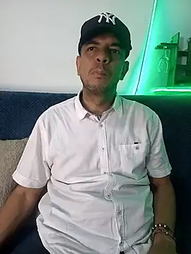 latinmartin73 online show from 02.27.25